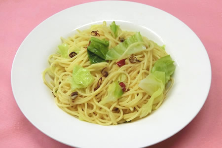 春キャベツとアンチョビのパスタ