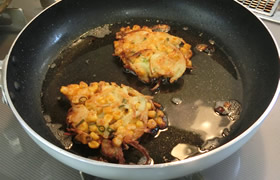 とうもろこしのかき揚げ