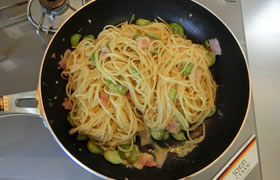 そら豆のカルボナーラ