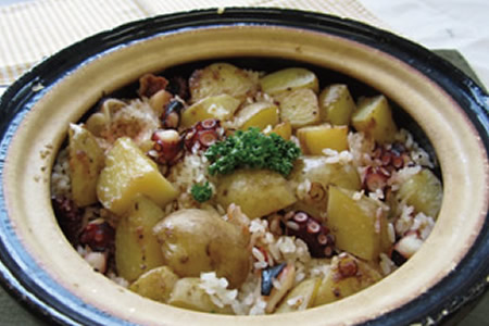 タコとじゃがいもの炊き込みごはん