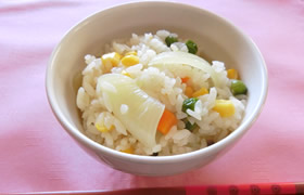 丸ごと新たまねぎの炊き込みごはん