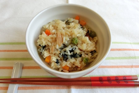 ツナとグリンピースのご飯