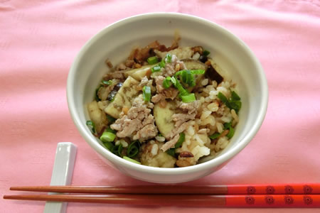 なすと豚ひき肉の炊き込みご飯