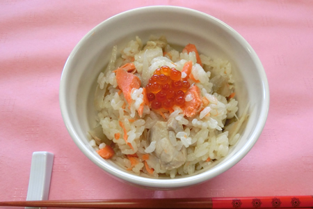 鮭と鶏の洋風炊き込みご飯