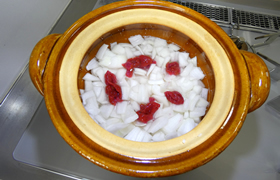 新玉ねぎと梅の炊き込みご飯