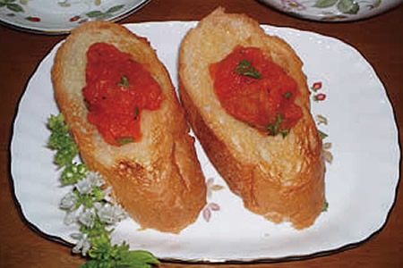 フレッシュトマトのブルスケッタ