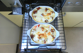 うなぎとトマトのチーズ焼き
