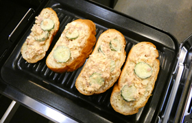 コンビーフオープンサンド