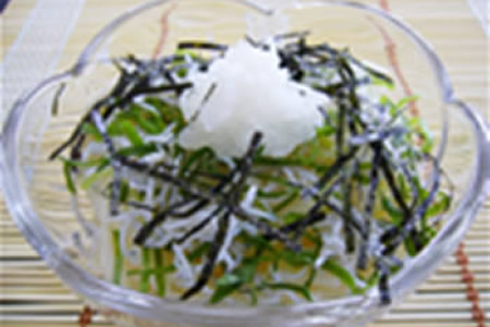 釜揚げしらすと大根おろしのさっぱりうどん