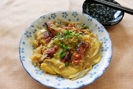 うなぎとごぼうの卵とじ