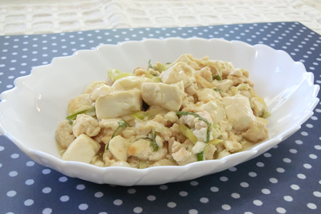 豆腐と鶏肉のとろとろ炒め