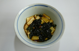 エリンギとわかめの酢の物