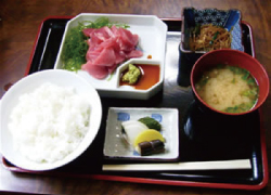 知る人ぞ知る名店「平ふじ」