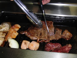 焼き肉　鴻漸(こうぜん)