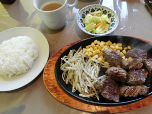ステーキ食堂