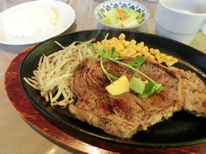 ステーキ食堂