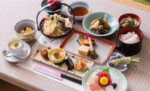 割烹　四季